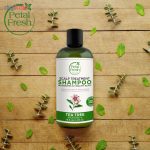 شامپو ضدریزش و تقویت‌کننده مو پتال فرش مدل TeaTree حجم 475 میلی‌ لیتر